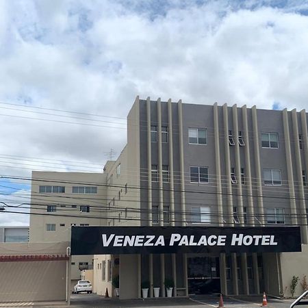 Hotel Veneza Cuiabá Exterior photo