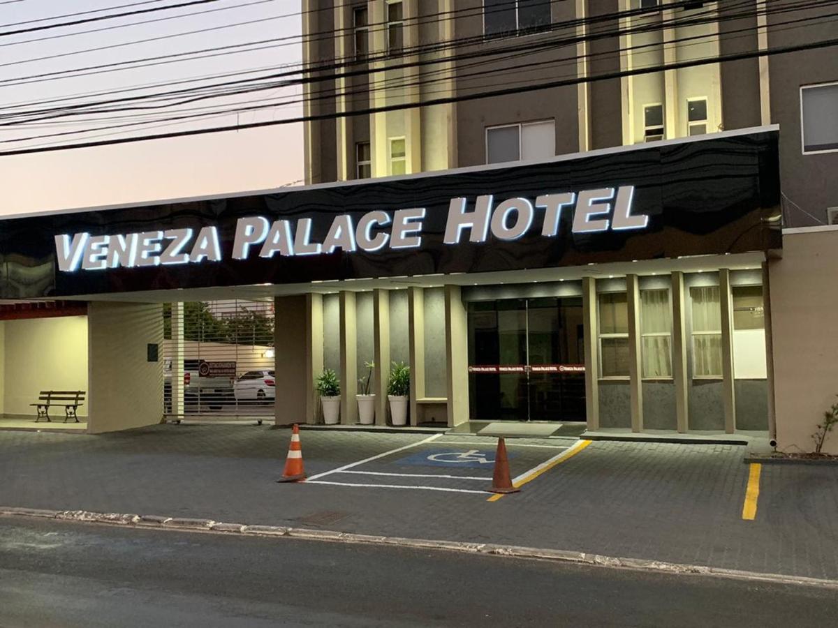 Hotel Veneza Cuiabá Exterior photo