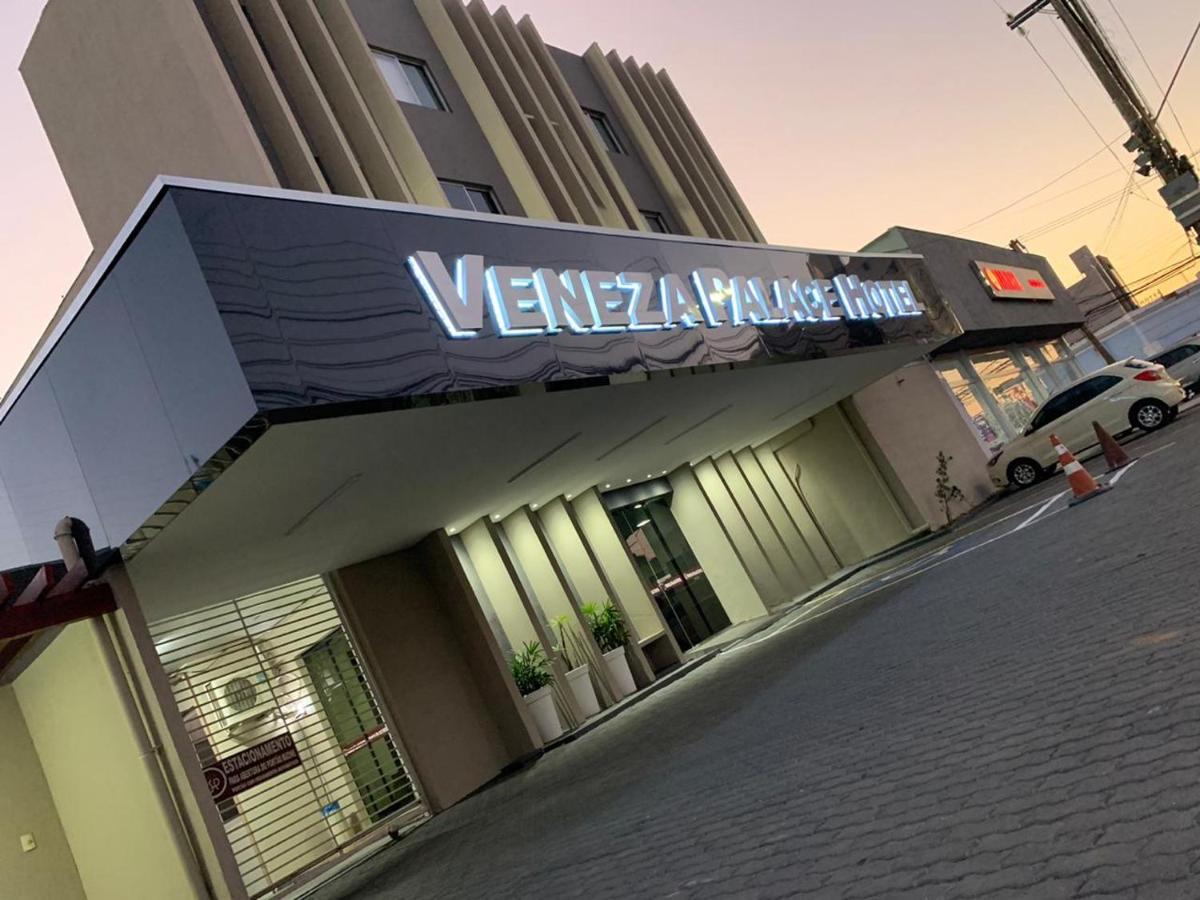 Hotel Veneza Cuiabá Exterior photo
